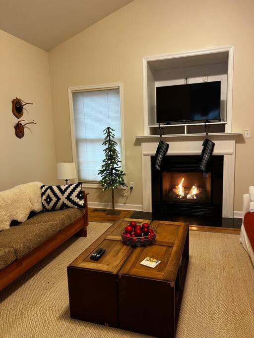 Cozy Cabin W/ Indoor Fireplace & Tranquil Views Luray Exterior foto